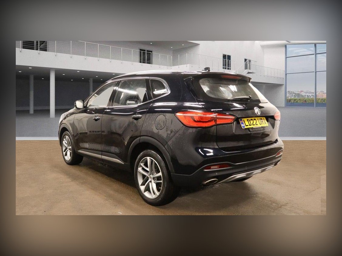 MG HS 1.5 T GDI EXCLUSIVE EURO 6 S S 5DR 11,899 ADMIN FEE...